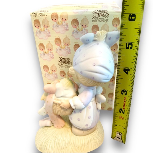 Precious Moments Figurine Be Not Weary In Well Doing Vintage Figurine - Picture 4 of 9